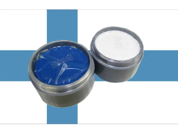 Lelufantti Koristeet Ja Välineet>Hyvä Suomi! kasvomaalit