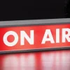 Lelufantti Valaisimet Ja Lamput>On Air Valotaulu